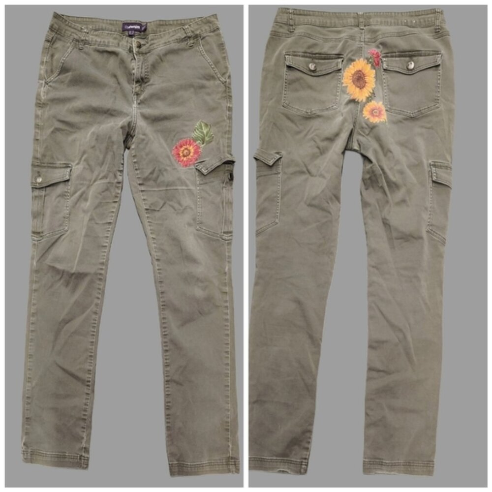 Its Denim Y2k Green Cargo Pants with‎ Floral Applique Garden Girl